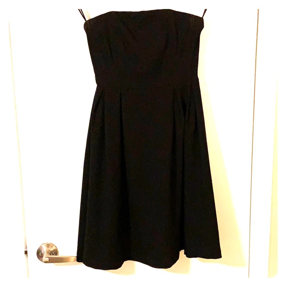 Women’s strapless formal A Line dress